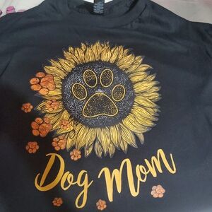 Dog Mom Black T-Shirt with Yellow Sunflower Design
